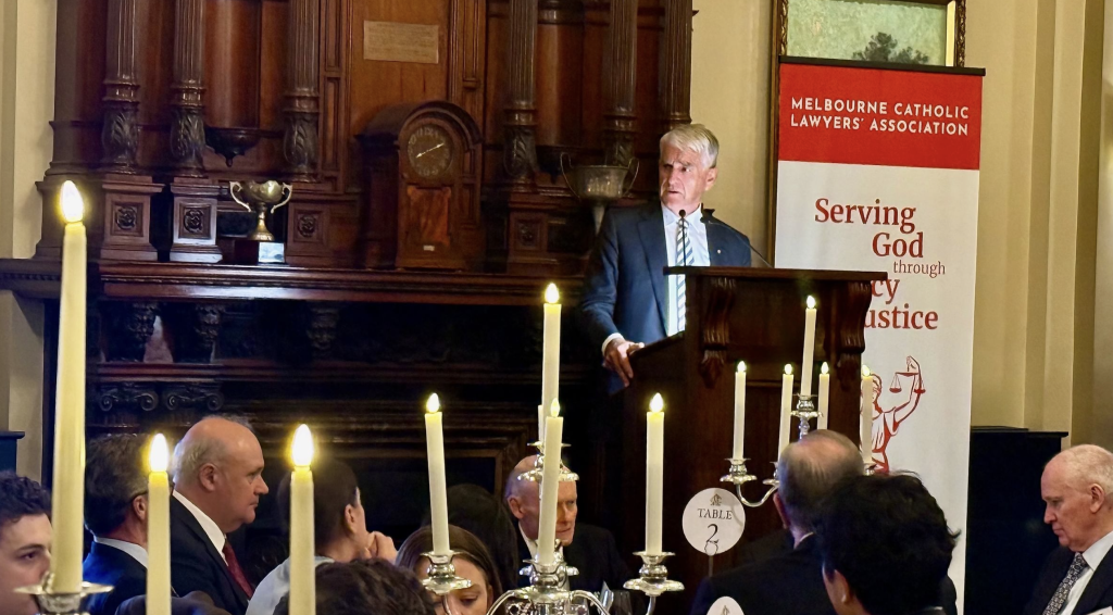 John Anderson speaking at Melbourne Catholic Lawyers Association dinner